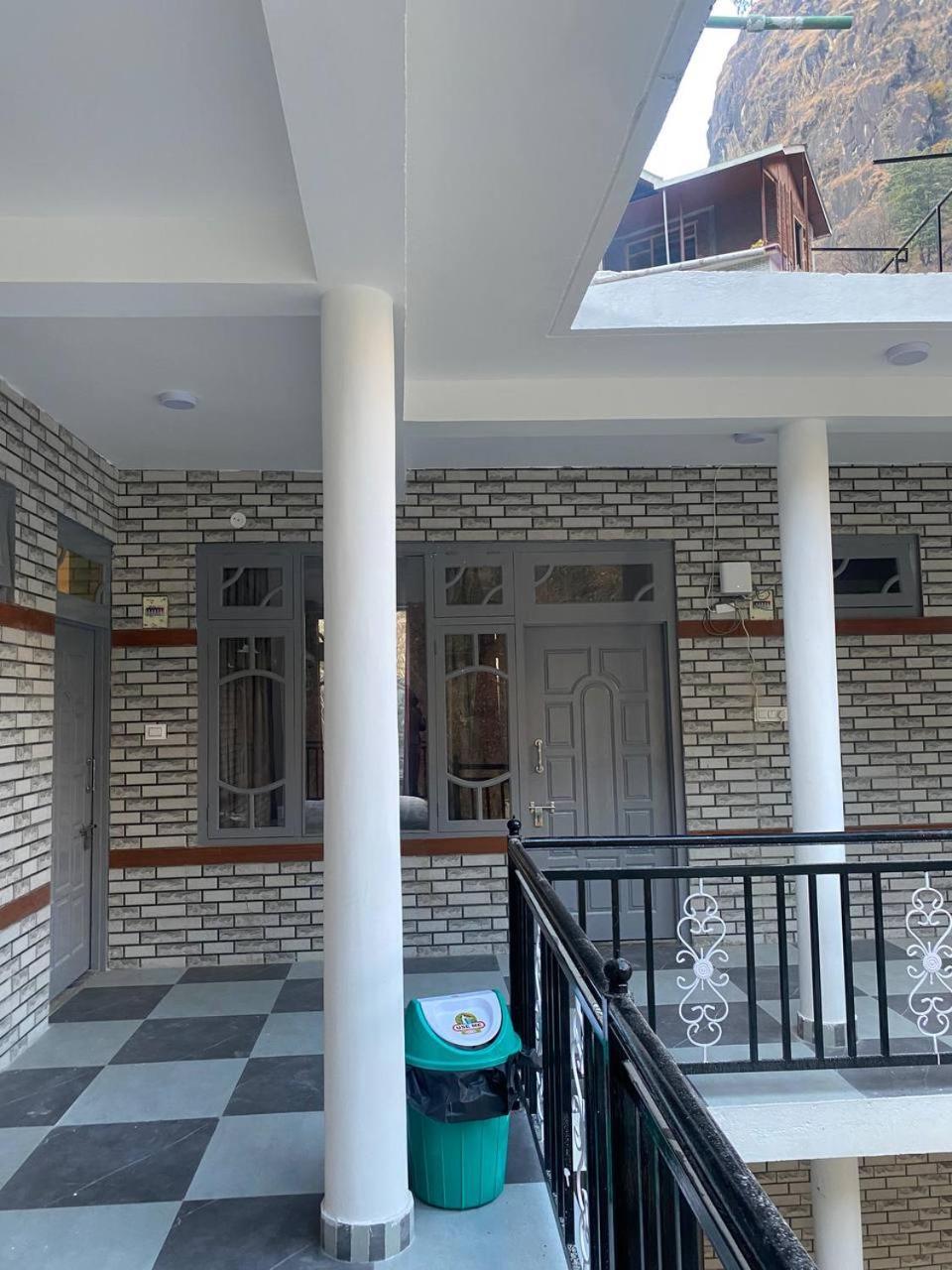Hom House Of Mannmauji Riverside Kasol Zewnętrze zdjęcie
